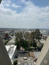 Building Photo - 2404 Wilshire Blvd