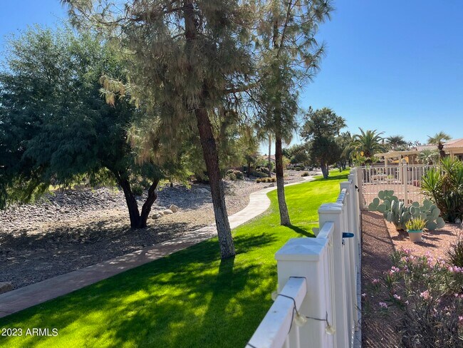 Building Photo - 26247 S Flame Tree Dr