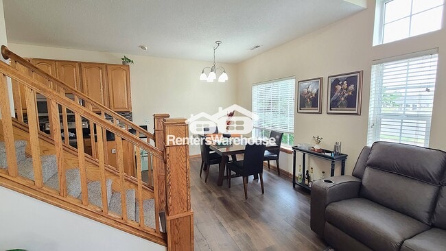 Building Photo - 64 Bridgewater Trail