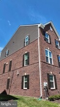 Building Photo - 5441 Cedar Grv Dr