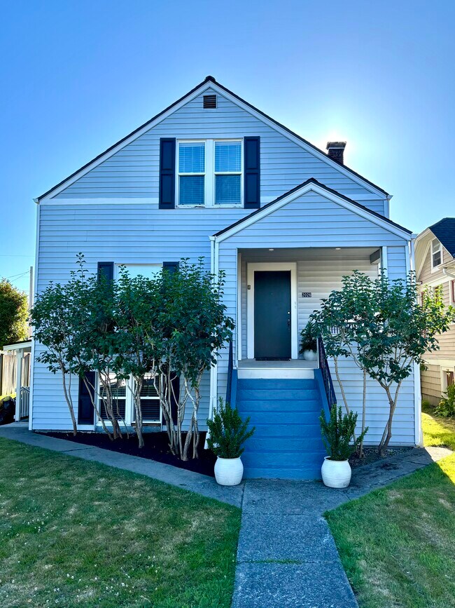 Foto del edificio - 2026 Lombard Ave