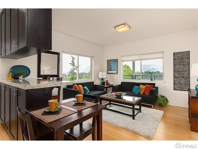 Building Photo - 1820 24th Ave