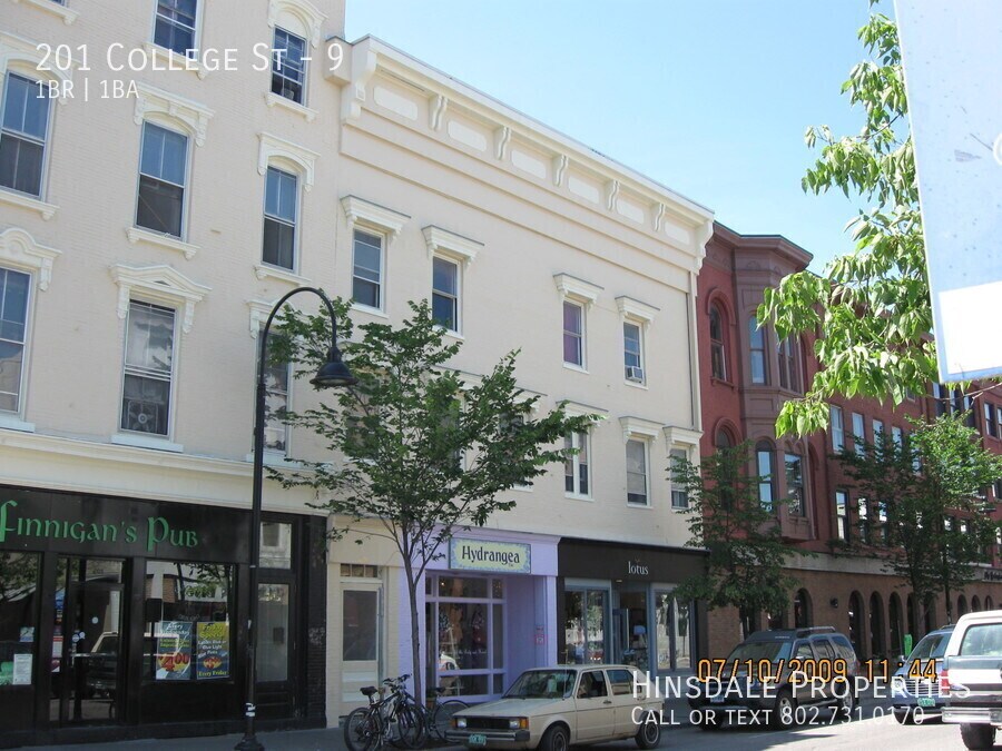 Primary Photo - 201 College St