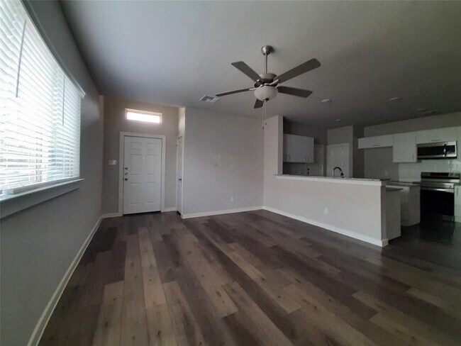 Foto del edificio - 9748 Grosbeak Ln