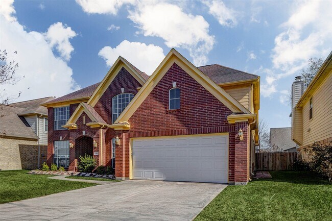 Building Photo - 155 Perfidia Dr