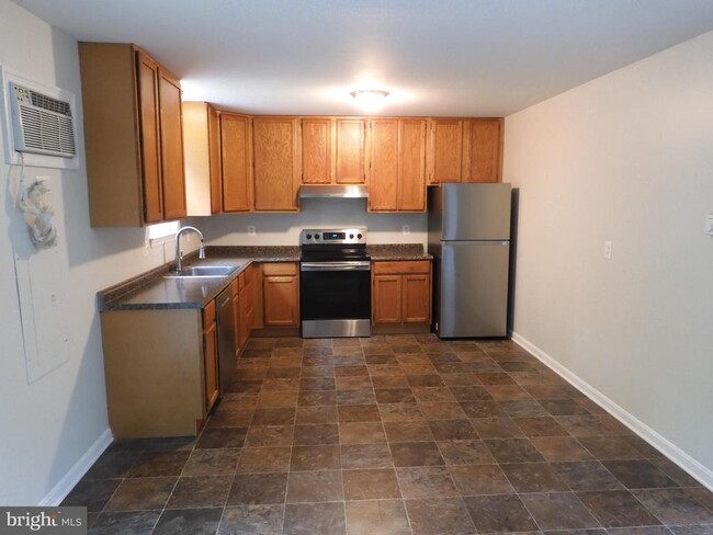 Building Photo - 426 Patuxent Ct