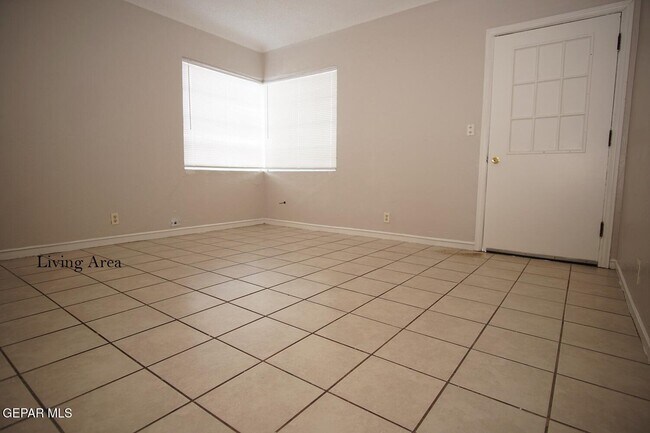 Foto del edificio - 1421 Howze St