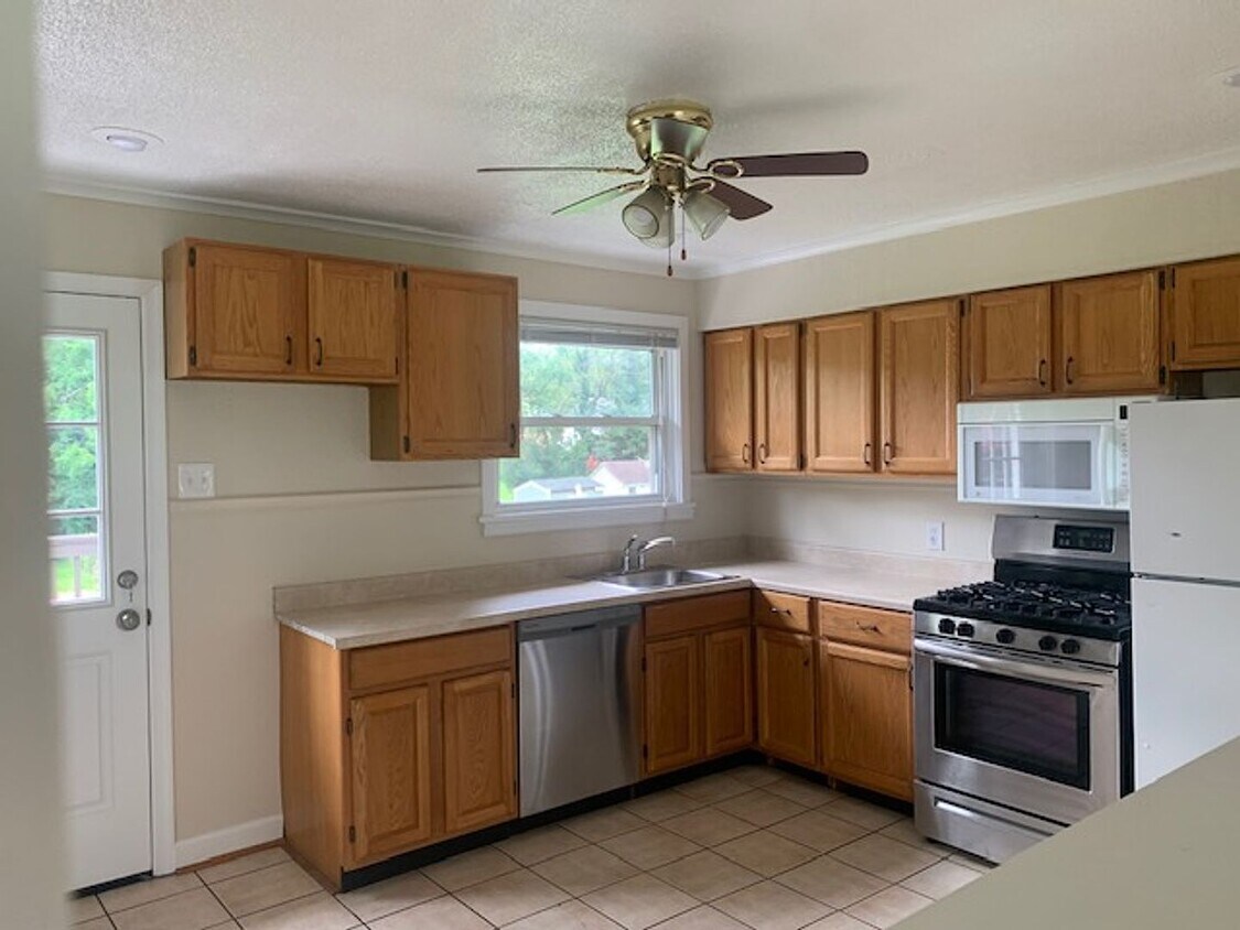 Foto principal - 1109 Broadwood Dr