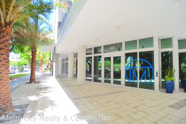 Foto del edificio - 3622 Coral Way