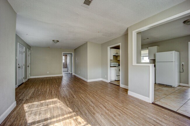 Foto del edificio - Freshly Updated House