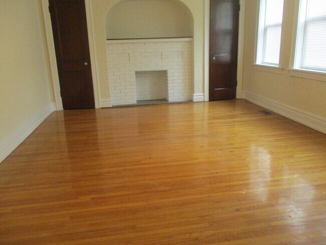 Foto del edificio - 1081 Terrace Dr