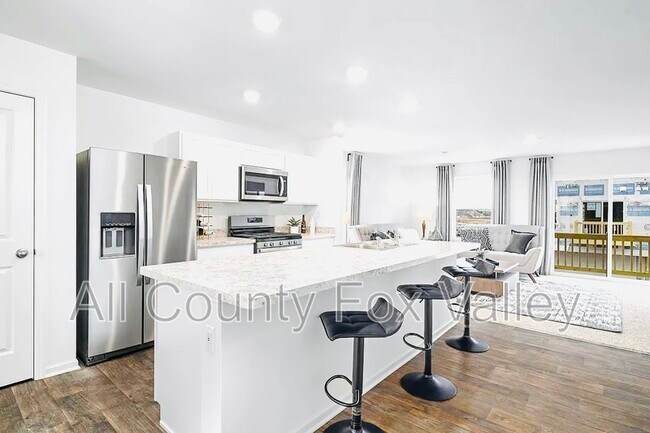 Building Photo - 858 Briar Gln Ct