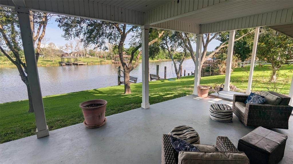 Foto principal - 2925 County Rd 519