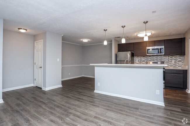 2BR, 2BA - 1,162 SF - Decatur Flats