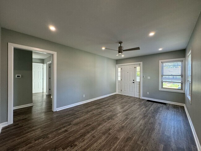Foto del edificio - 324 Hillcrest Ave