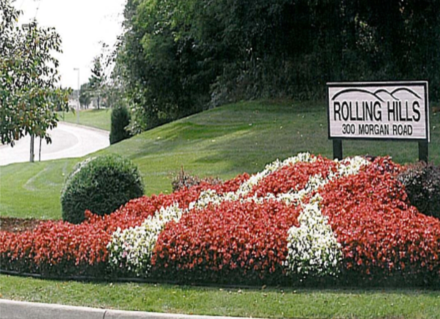 Primary Photo - The Community of Rolling Hills