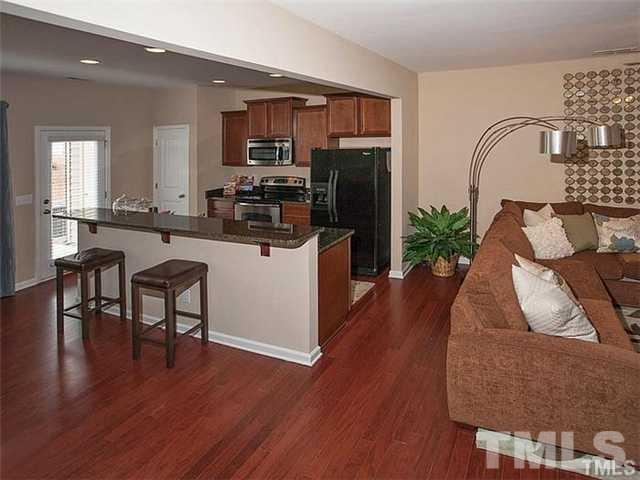 Building Photo - 2147 Sunny Cove Dr