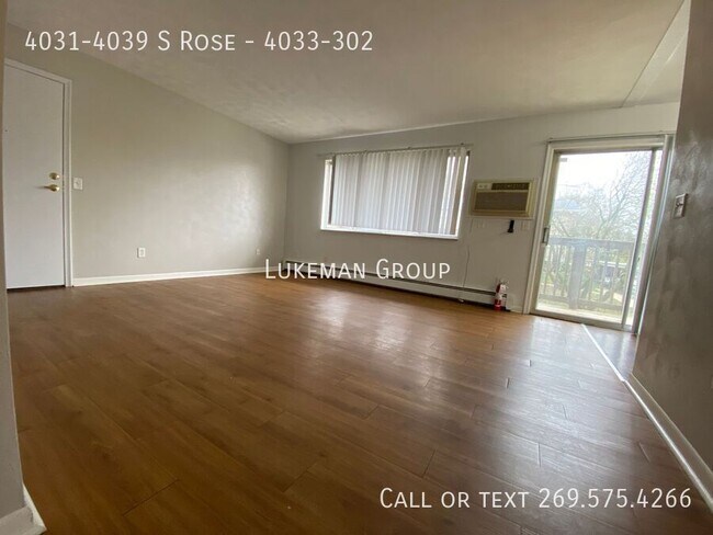Building Photo - 4031-4039 S Rose-4033-302
