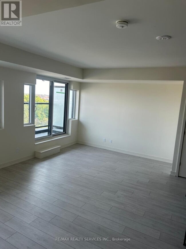 Building Photo - 8010 Derry Rd