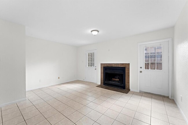 Building Photo - 10001 Westpark Dr
