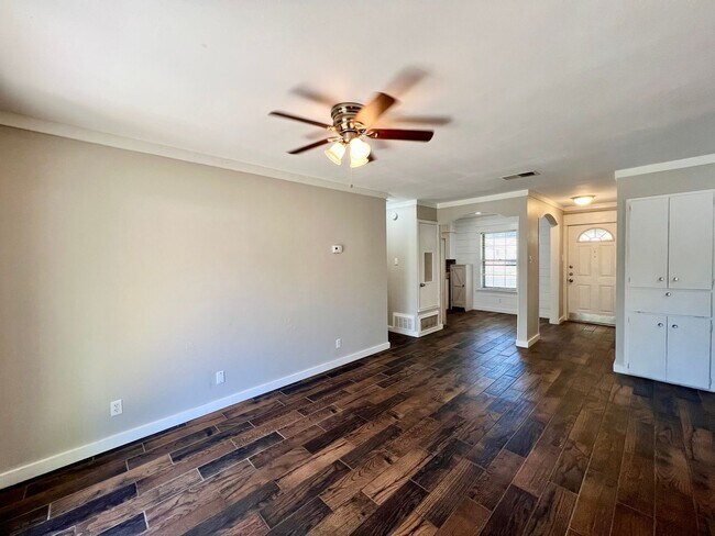 Foto del edificio - Application Received - **MOVE IN SPECIAL!*...