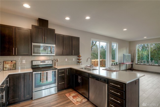 Building Photo - 12840 26th Ave S