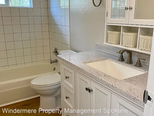Building Photo - 4 br, 2 bath House - 405 S Newer Road