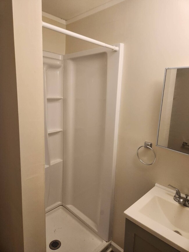 Foto del edificio - 327 Becky Ln