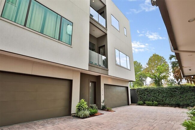 Foto del edificio - 1719 Hickory St