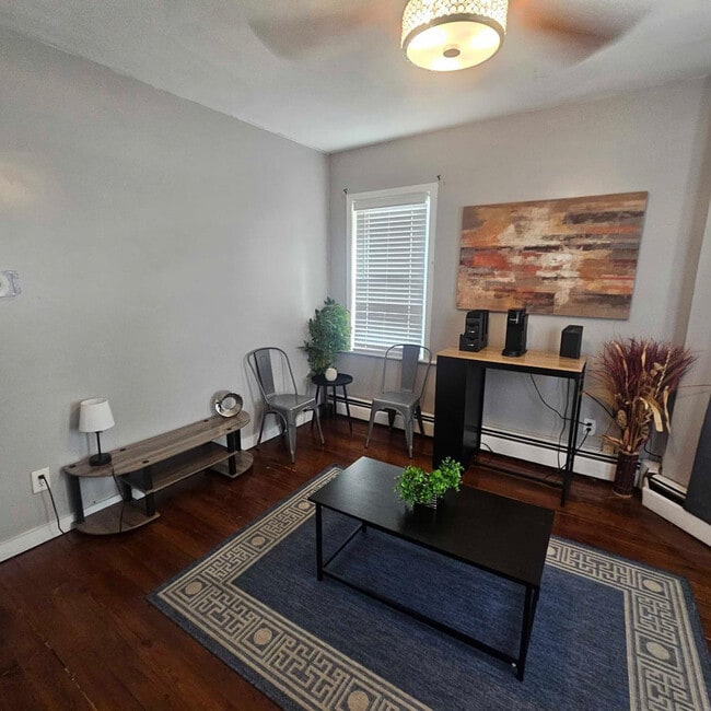 Building Photo - 56 Longmont St