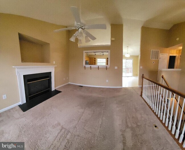 Building Photo - 8911 Leeds Ct