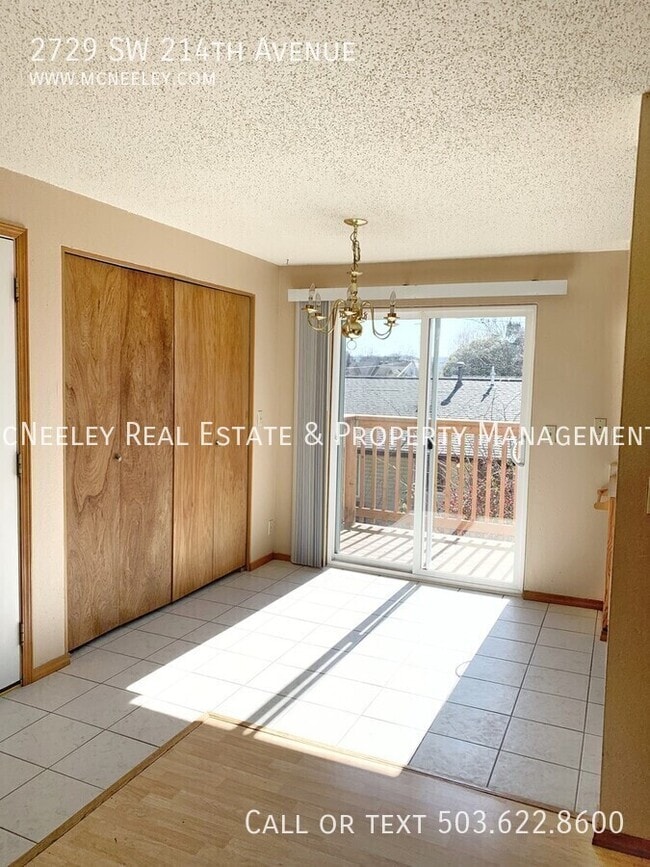 Building Photo - 2729 SW 214th Ave