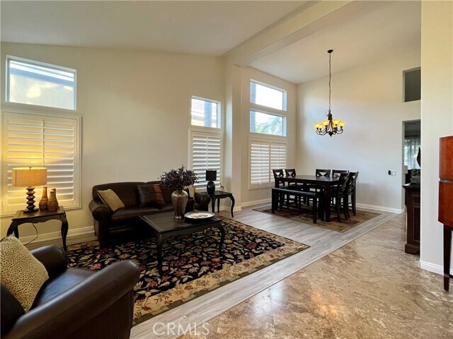 Foto del edificio - 4538 E Bradford Ave