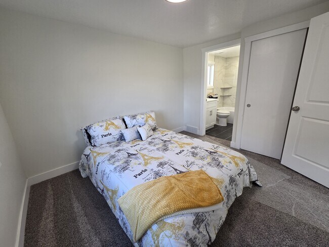 Foto del edificio - 152 N 200 W St