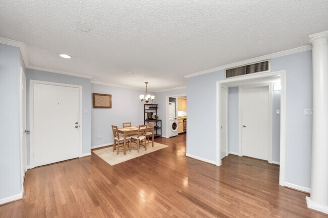 Building Photo - 5050 Ambassador Way