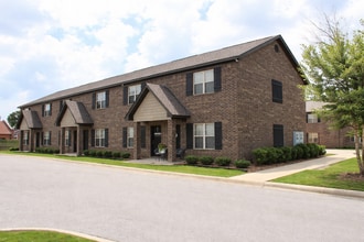 Building Photo - 2509 Forest Home Rd