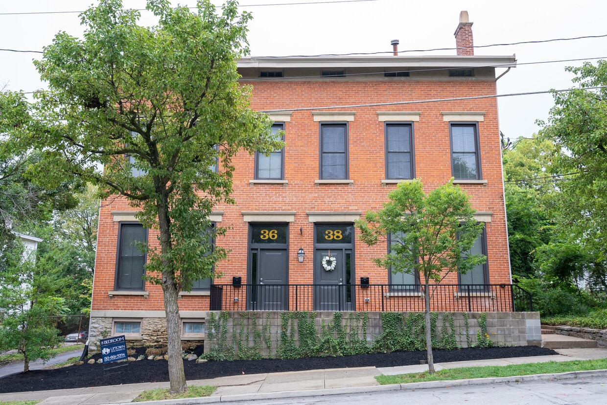 Photo - 36-38 E Hollister St (Cincinnati, OH)