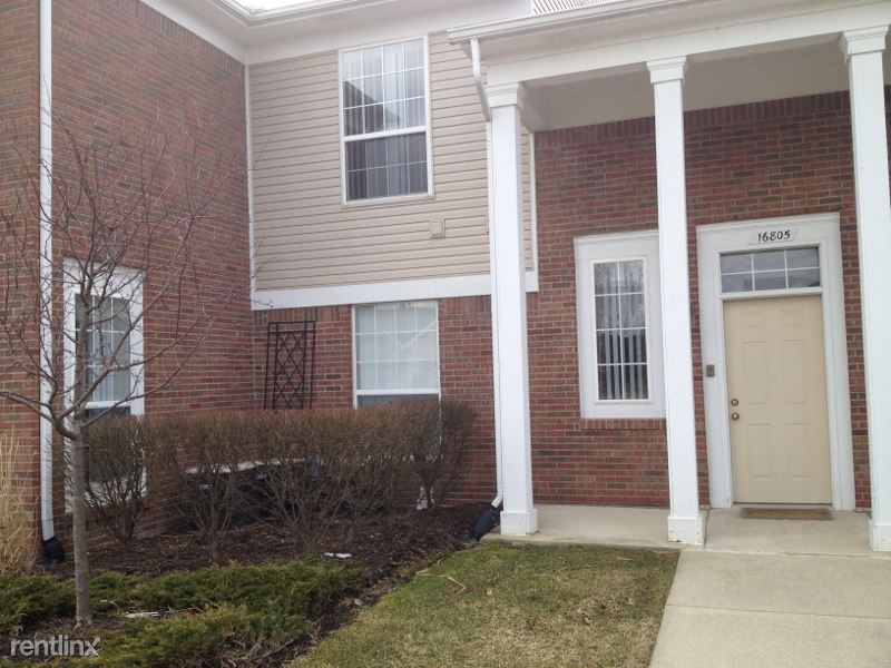 Primary Photo - 16805 Carriage Way