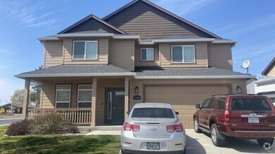 Building Photo - 3808 Lakeport Ln