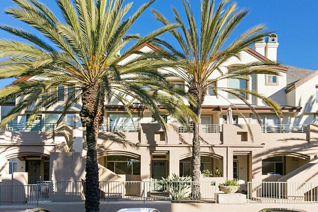 Foto del edificio - 12610 Carmel Country Rd