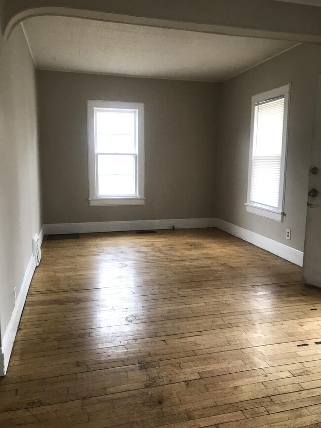 Foto del edificio - 2228 NE Madison St