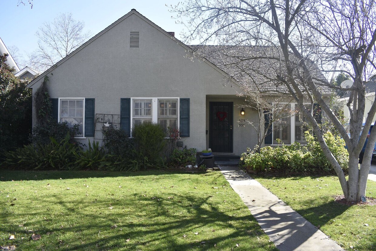 553 36th St, Sacramento, CA 95816 House Rental in Sacramento, CA