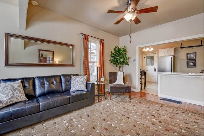 Foto del edificio - 216 N 19th St