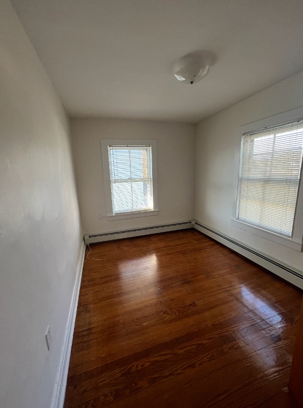 Building Photo - 416 Front St