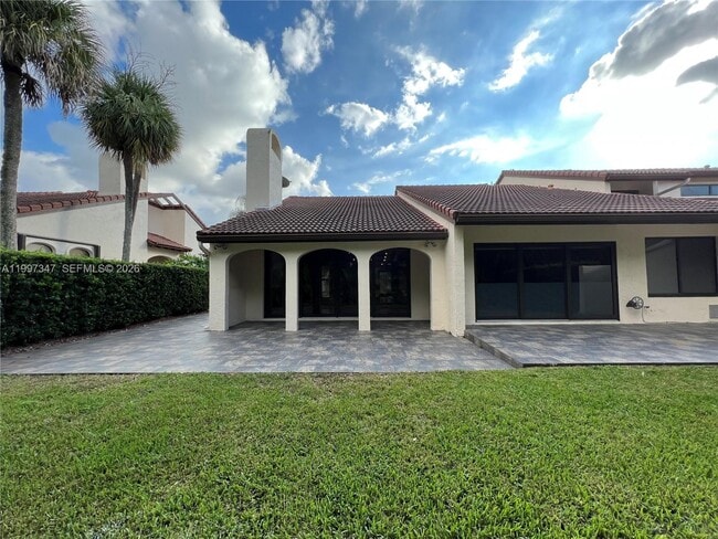 Foto del edificio - 9331 NW 48th Doral Terrace