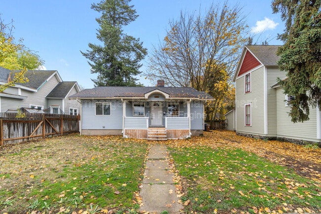 Foto del edificio - 410 E 8th Ave