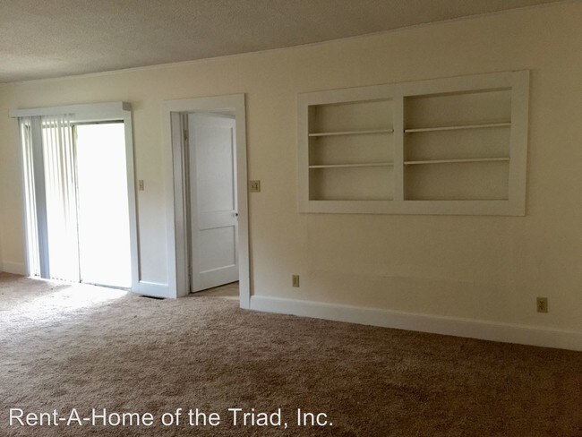 Foto del edificio - 1901 Fleming Rd