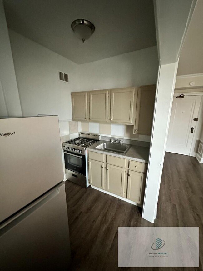 Foto del edificio - 5301 N Ashland Ave