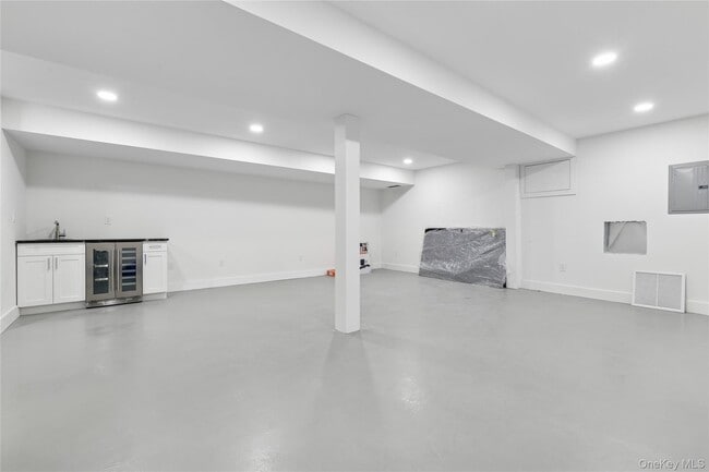 Foto del edificio - 10 Sagamore Rd
