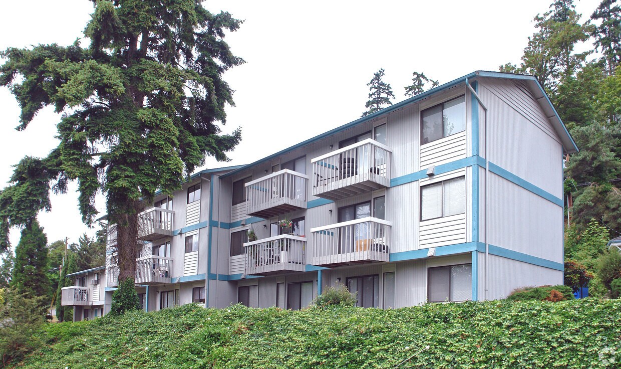 Juanita Bayshore Apartments Apartments in Kirkland, WA